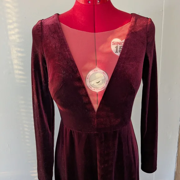 Jenny Yoo Malia Velvet Long Sleeve Dress - Maroon - Picture 3 of 10